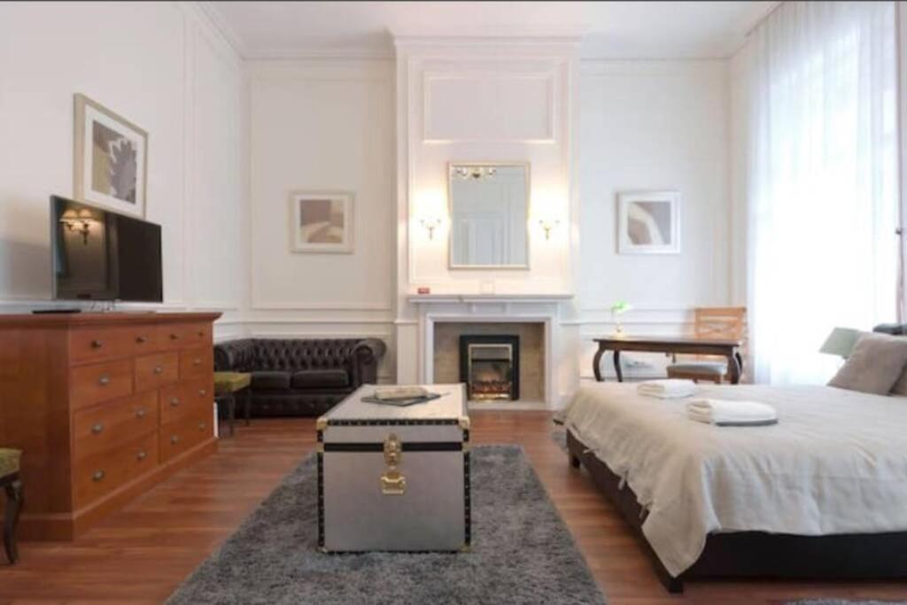 Luxury Art Deco Suite Close To Museum Of Fine Arts Budapest Eksteriør billede
