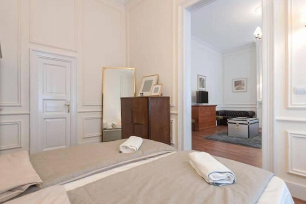 Luxury Art Deco Suite Close To Museum Of Fine Arts Budapest Eksteriør billede